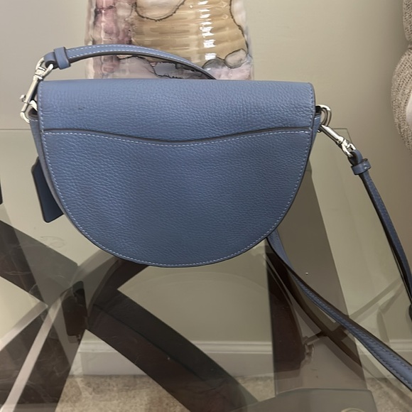 Authentic Coach Crossbody Bag - Picture 9 of 10